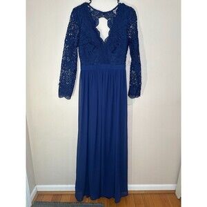 Lulu’s Awaken My Love Long Sleeve Lace Maxi Dress Size  large
